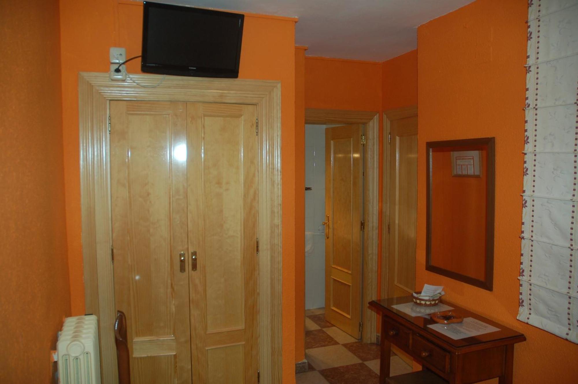 Hostal Residencia Castilla Κουένκα Εξωτερικό φωτογραφία