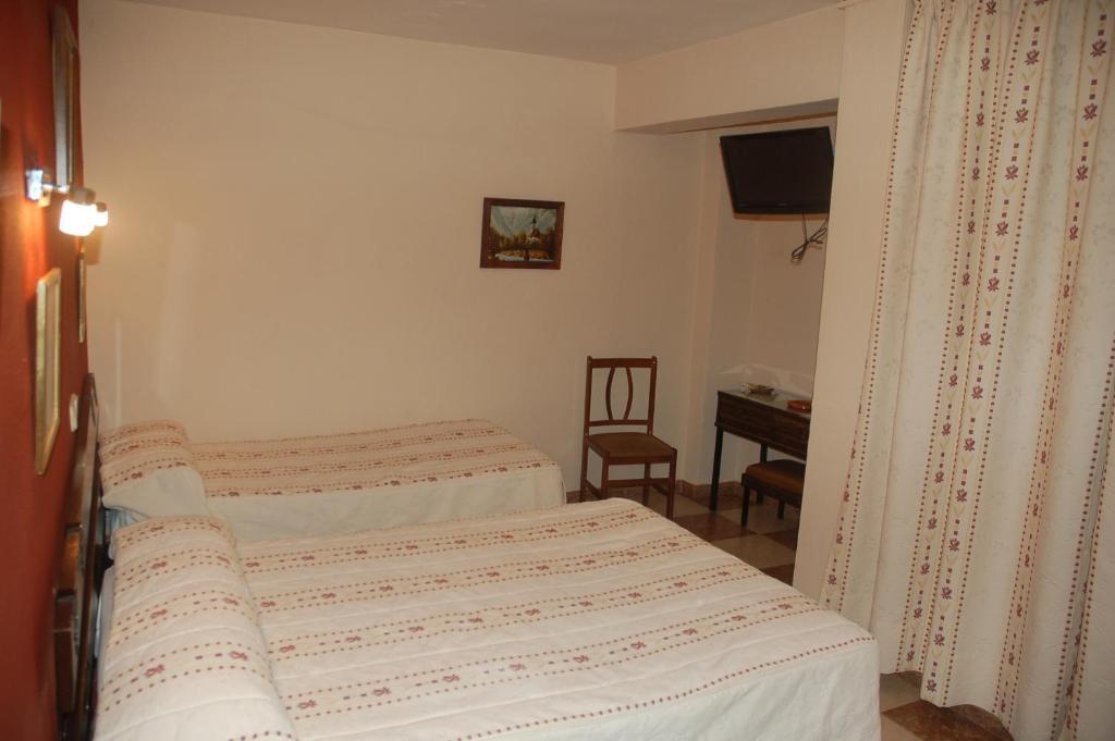 Hostal Residencia Castilla Κουένκα Δωμάτιο φωτογραφία